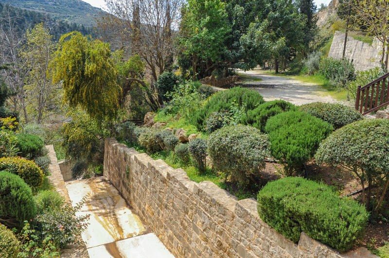 Jardin en restanques à Pertuis