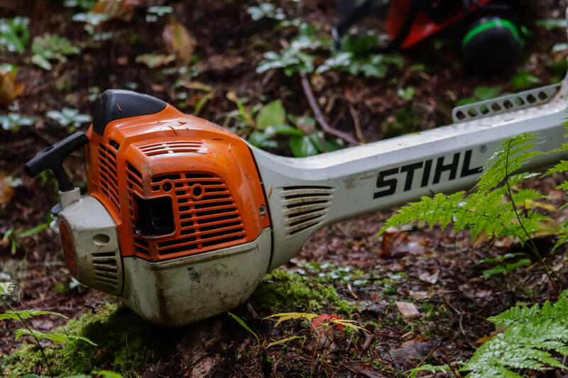 D&eacute;broussaillage &agrave; Pertuis